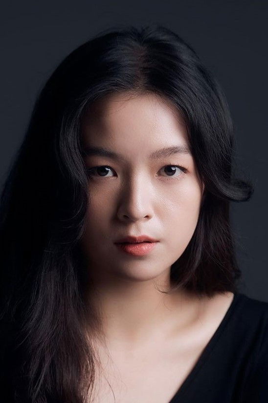 Amber Yan Cheung backdrop