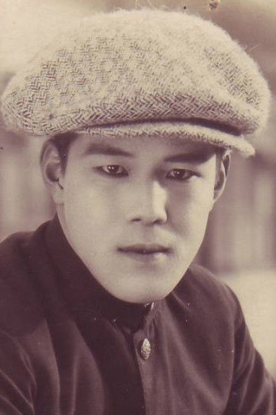 Nobuo Asaoka backdrop