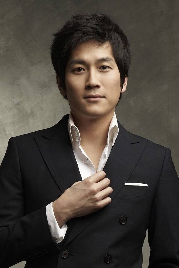 Kim Young Moo backdrop