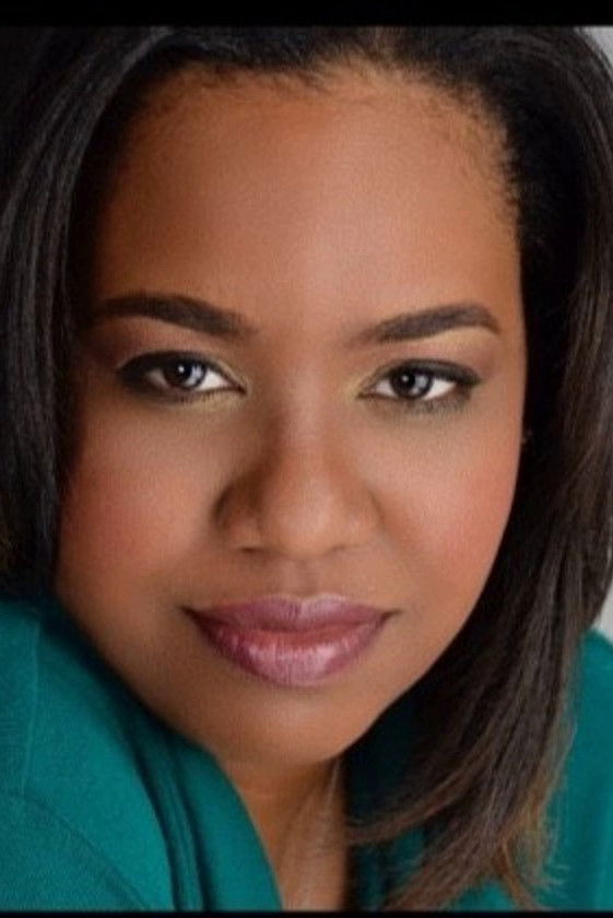 Tiffany Gist backdrop