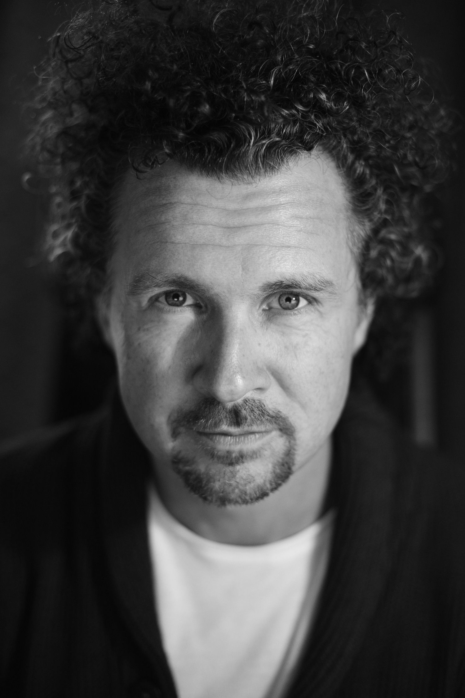 Dimitry Ljasuk backdrop