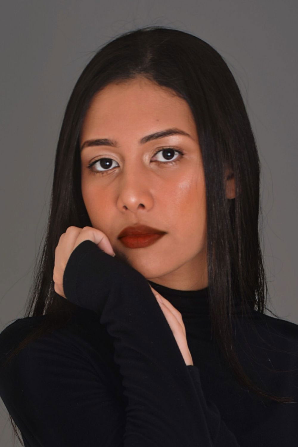 Raiany Simões backdrop