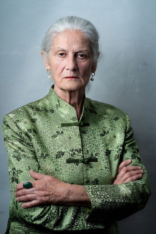 Francesca Kos backdrop