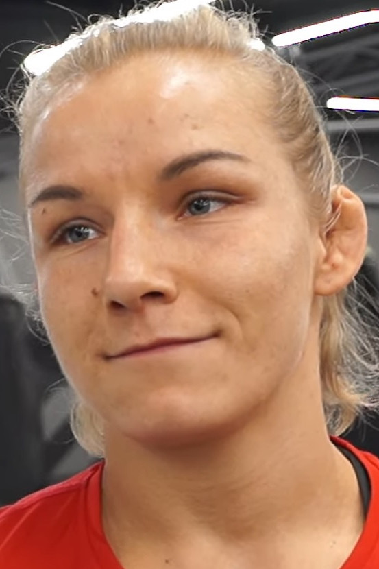 Karolina Wójcik backdrop