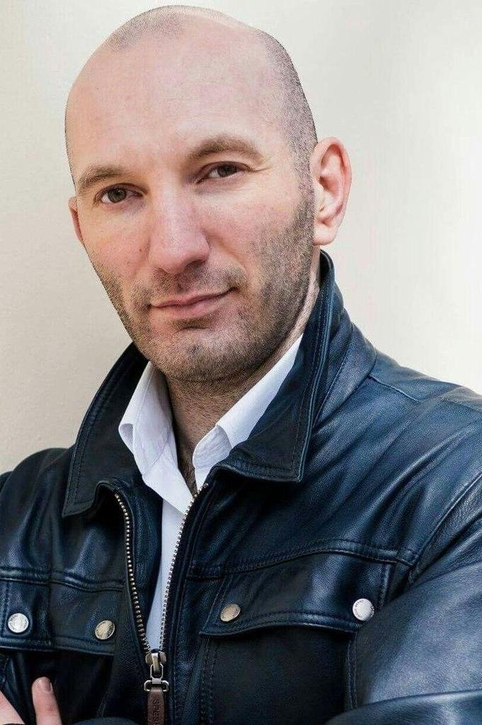 Nikolai Golubev backdrop