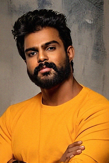 Mahesh Subramaniam backdrop