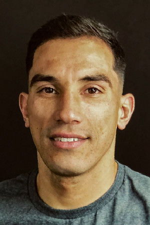 Eduardo Estela backdrop