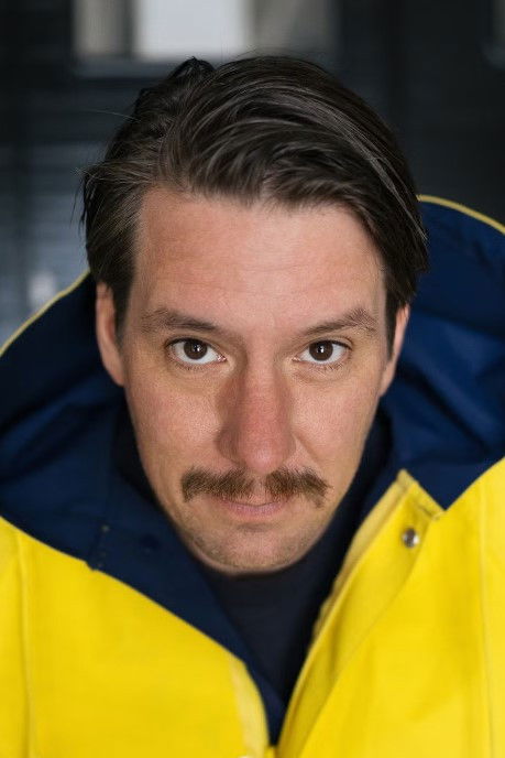 Alexander Peiler backdrop