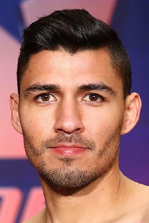 Alberto Guevara backdrop