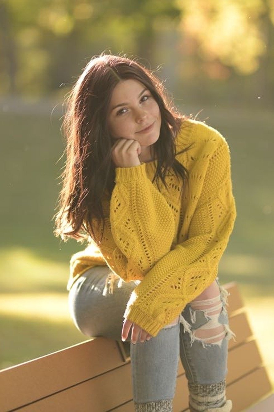 Savannah Kruger backdrop