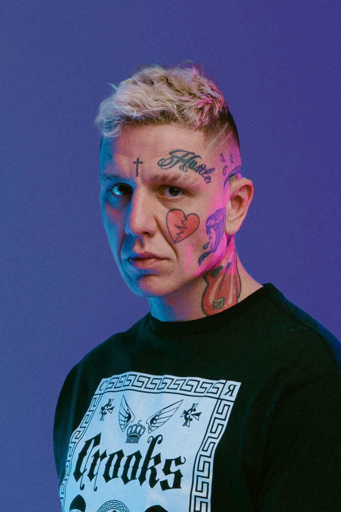 Sergei Barracuda backdrop