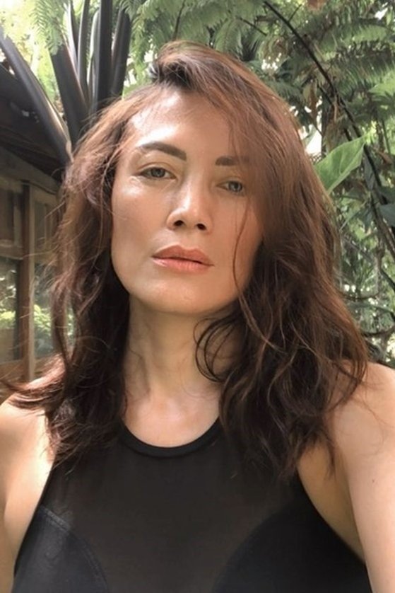 Ony Seroja-Hafiedz backdrop