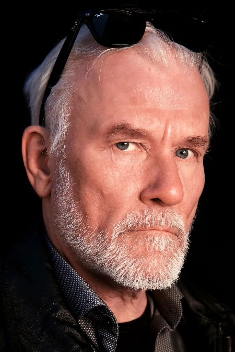 Kari PJ Ketonen backdrop