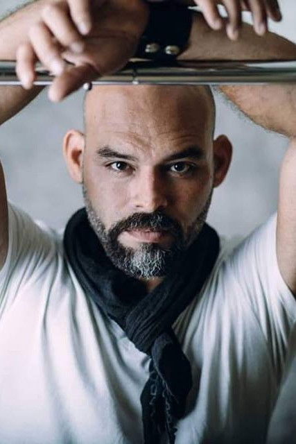 Ricardo Alvarez backdrop