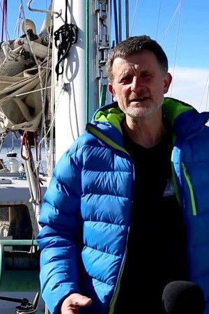 Piotr Kuzniar backdrop