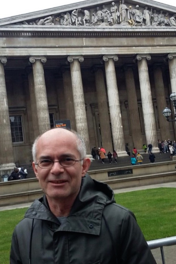 Vassilis Grigoriou backdrop