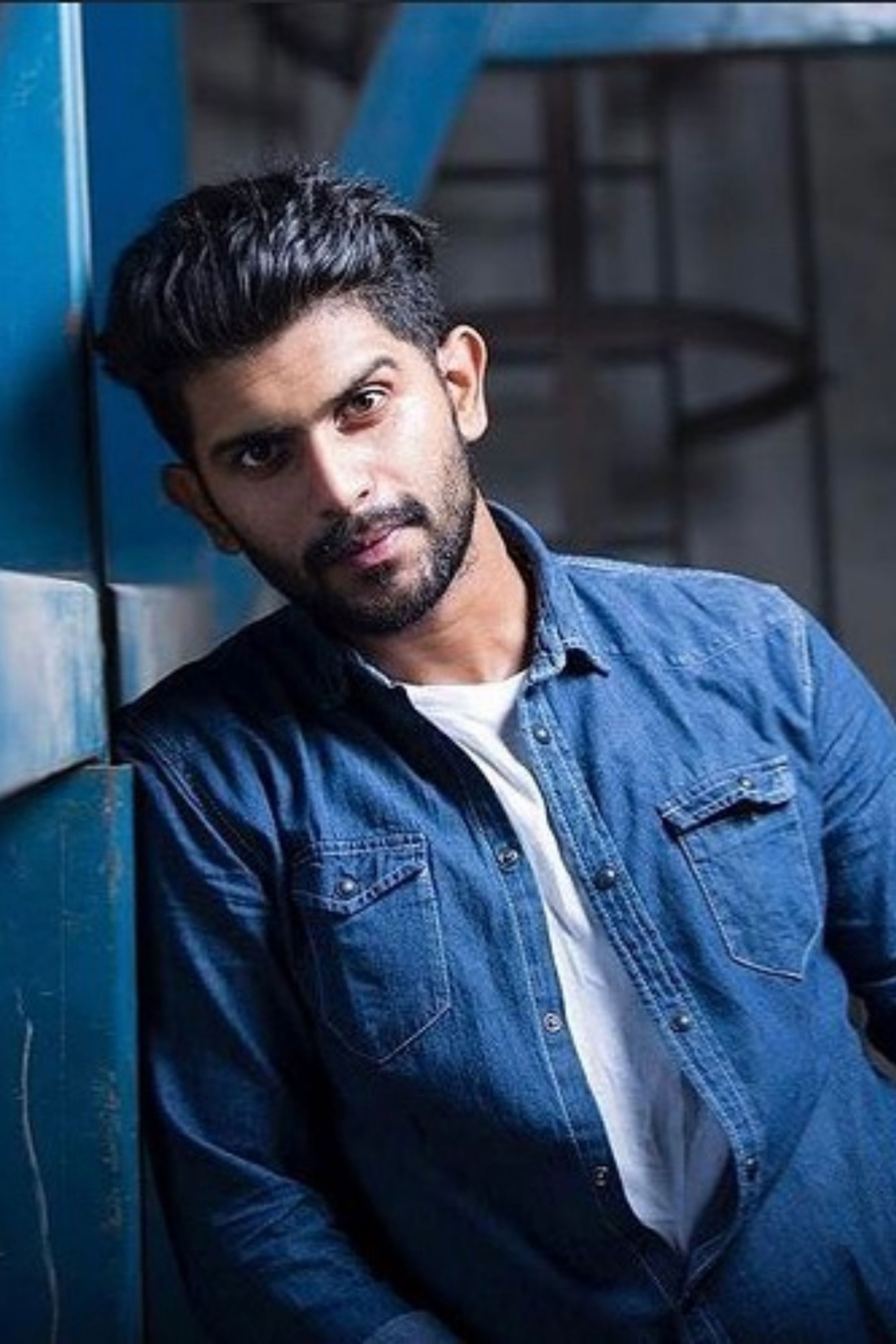 Addis Akkara backdrop