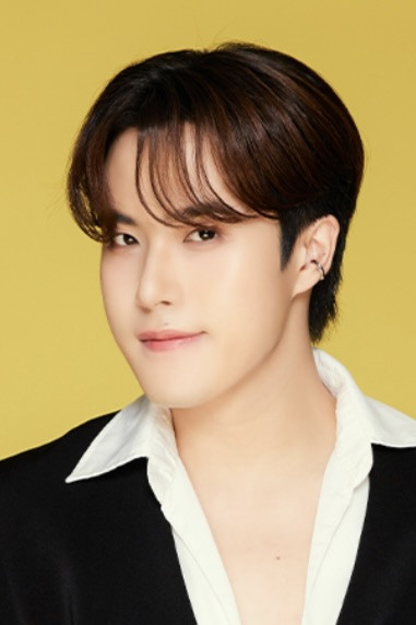 Allan Asawasuebsakul backdrop