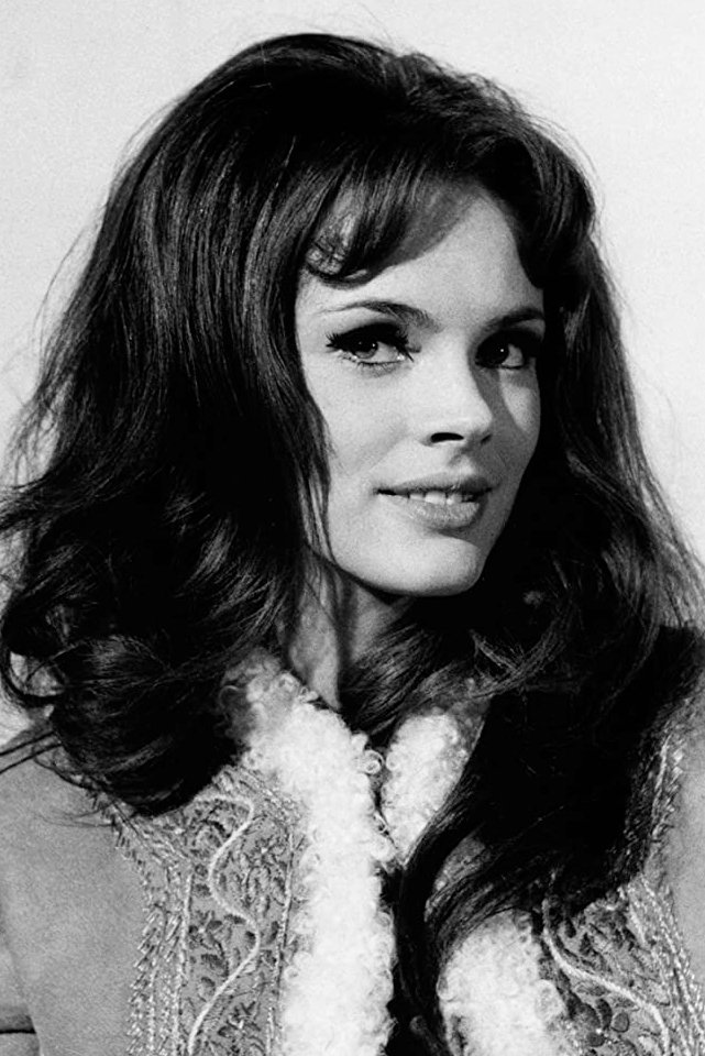 Marlies Dräger backdrop