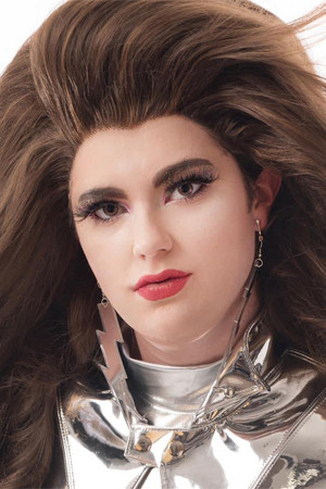 Ophelia Peaches backdrop