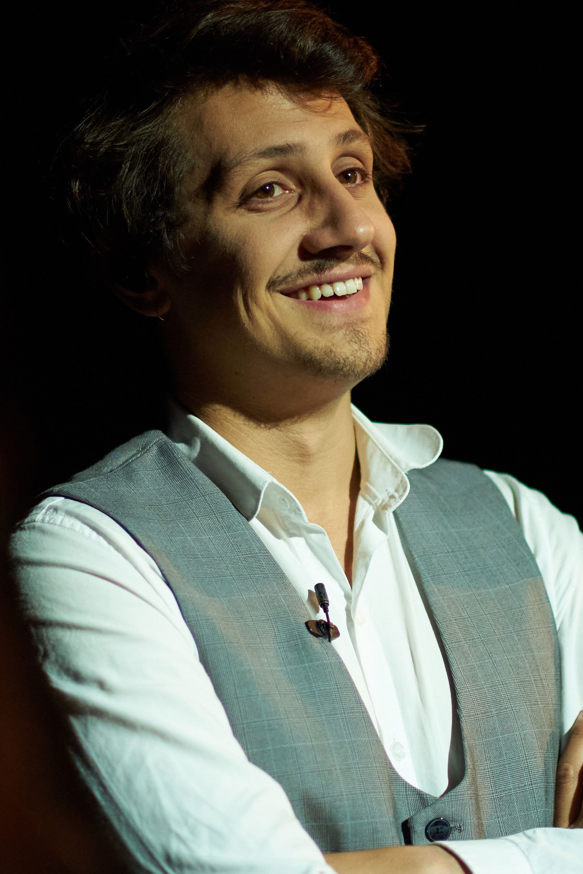 Lucas Castronuovo backdrop