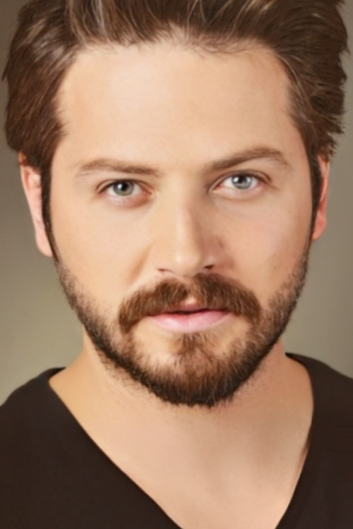 Ali Oğuz Şenol backdrop