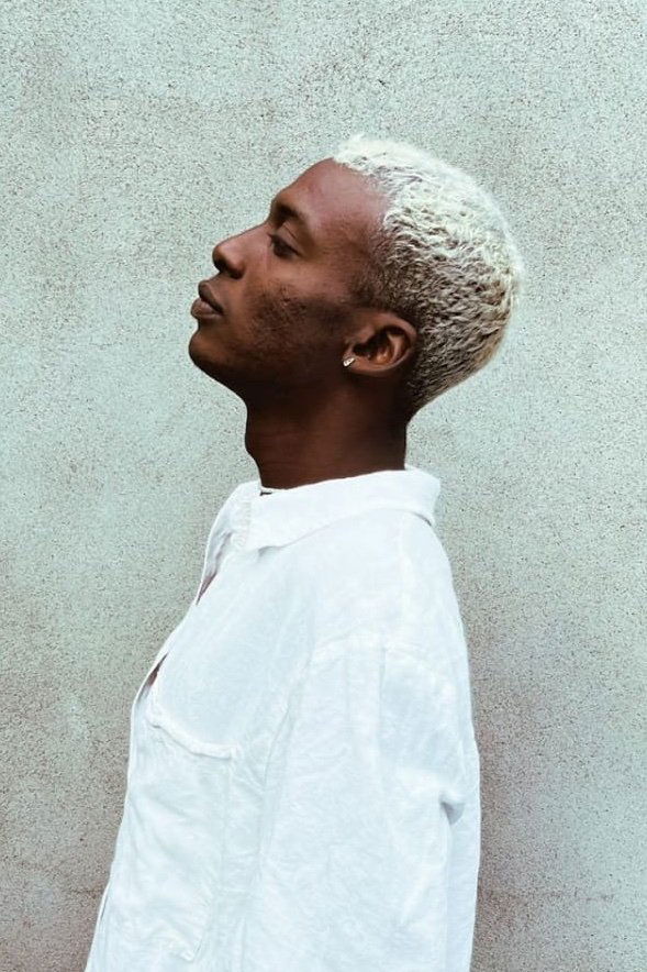 Lucas Marques backdrop