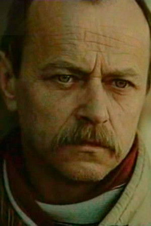 Yevgeniy Leontyev backdrop