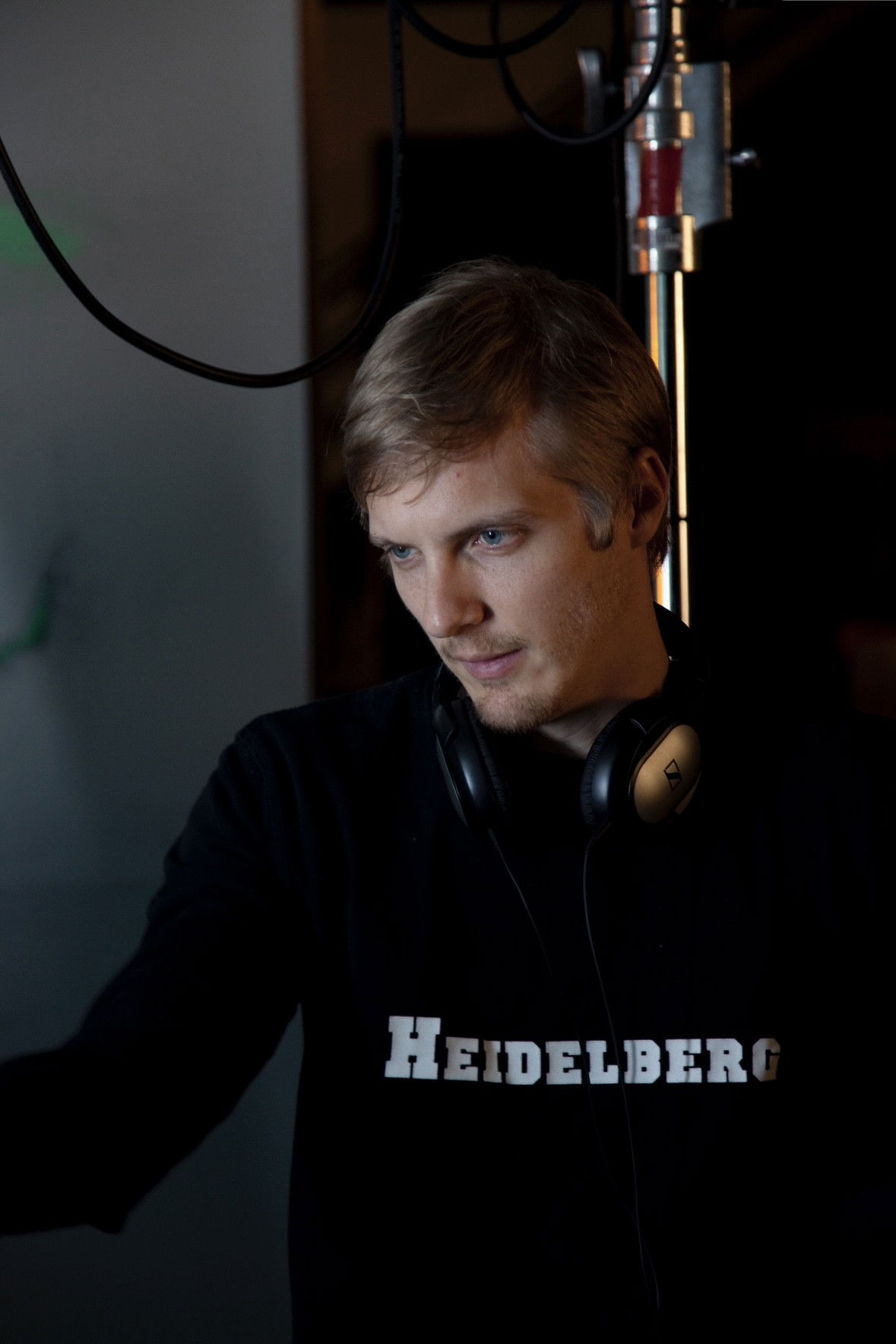 Michael Reisinger backdrop