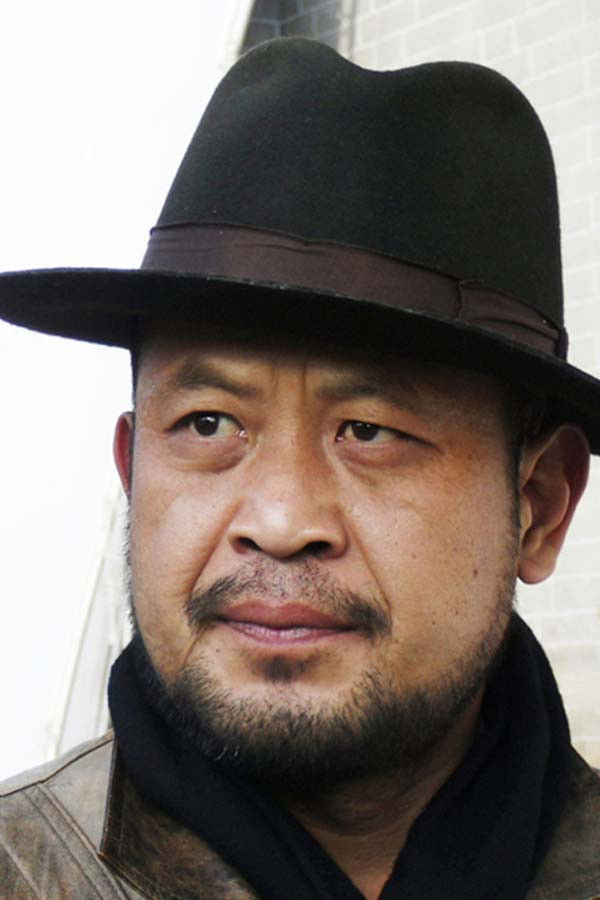 Wang Yingqi backdrop