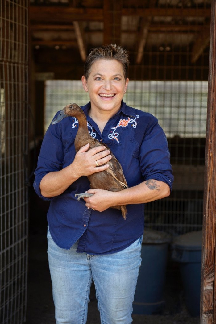 Duskie Estes backdrop