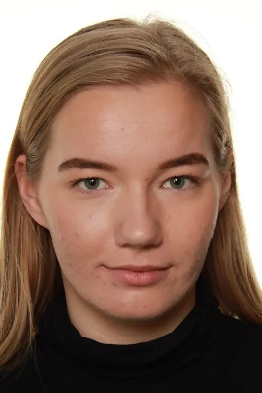 Anet Õunpuu backdrop