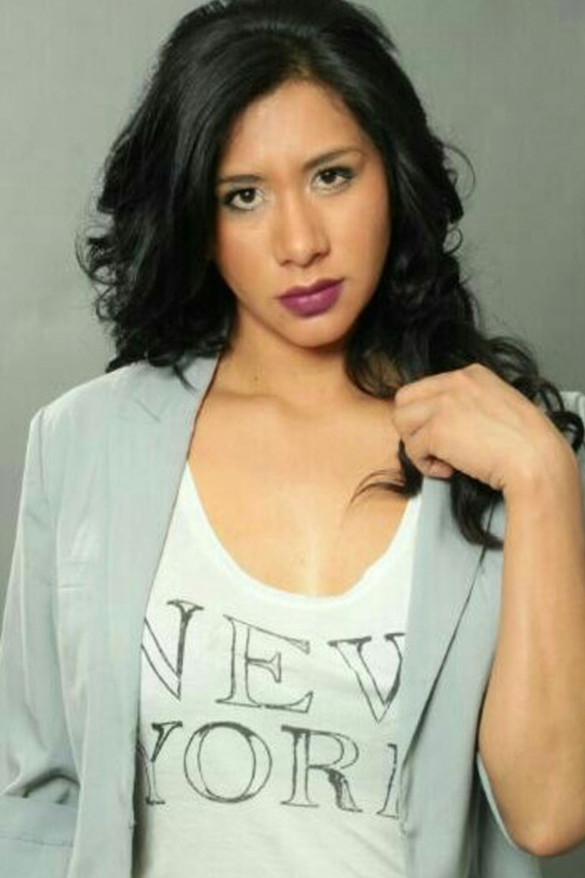 Kendra Ramírez backdrop