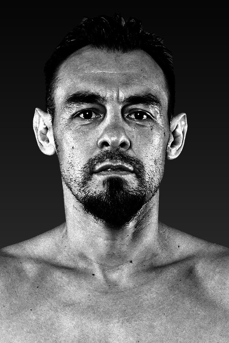 Robert Guerrero backdrop