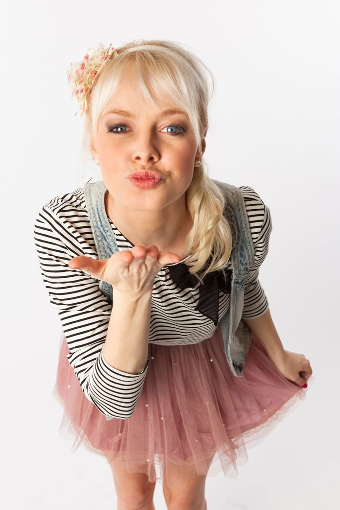 Charlotte Leysen backdrop