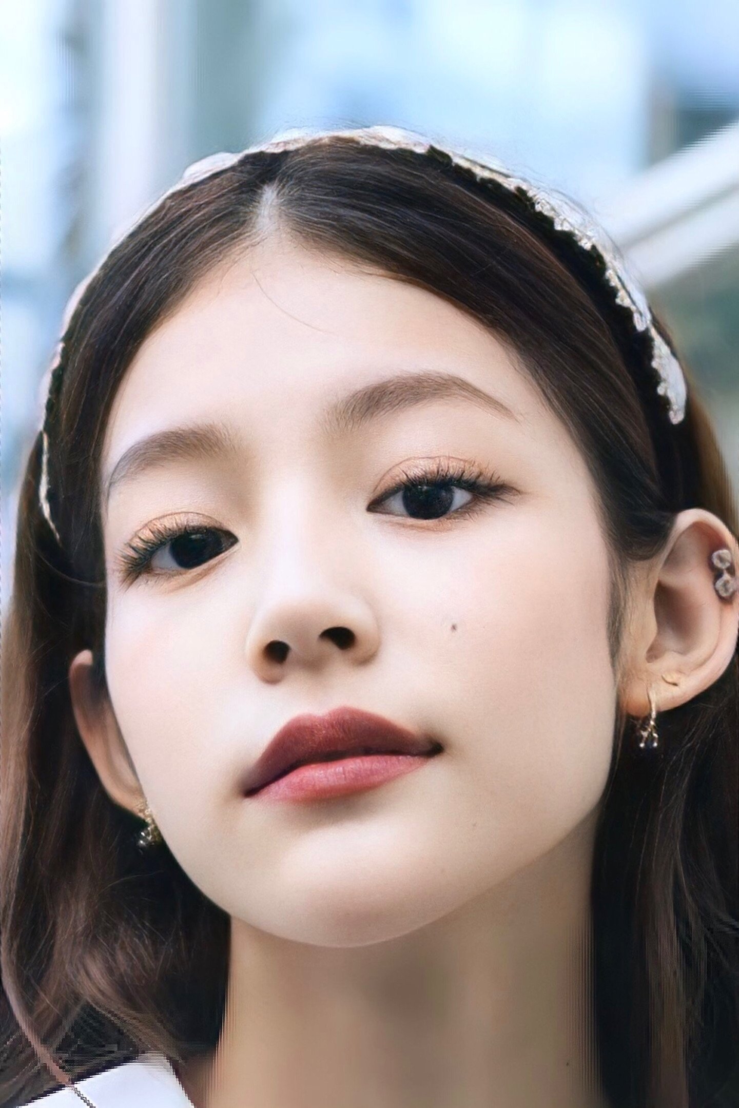 Thitiya Jirapornsilp backdrop