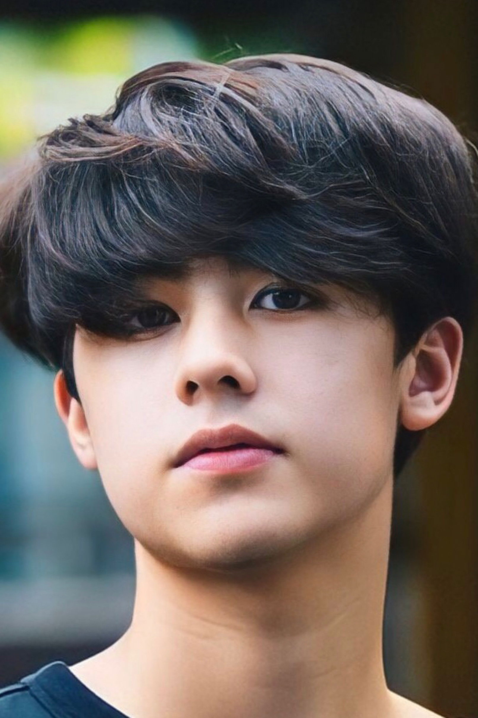 Anthony Buisseret backdrop