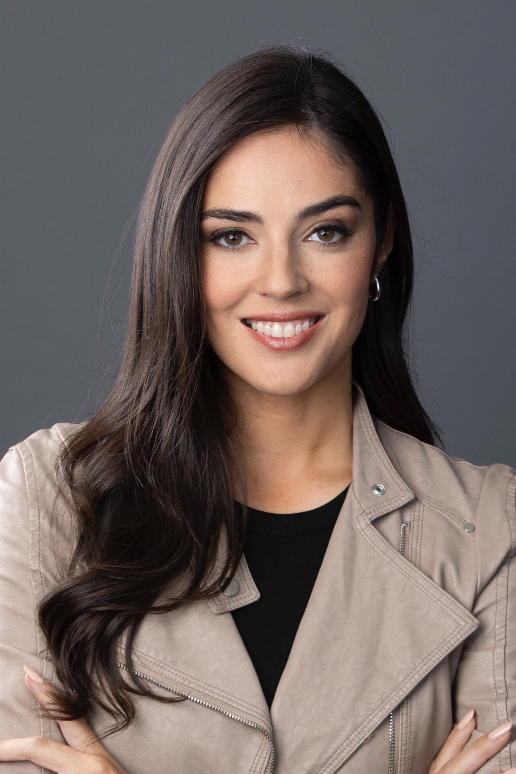 Monica Azcarate backdrop