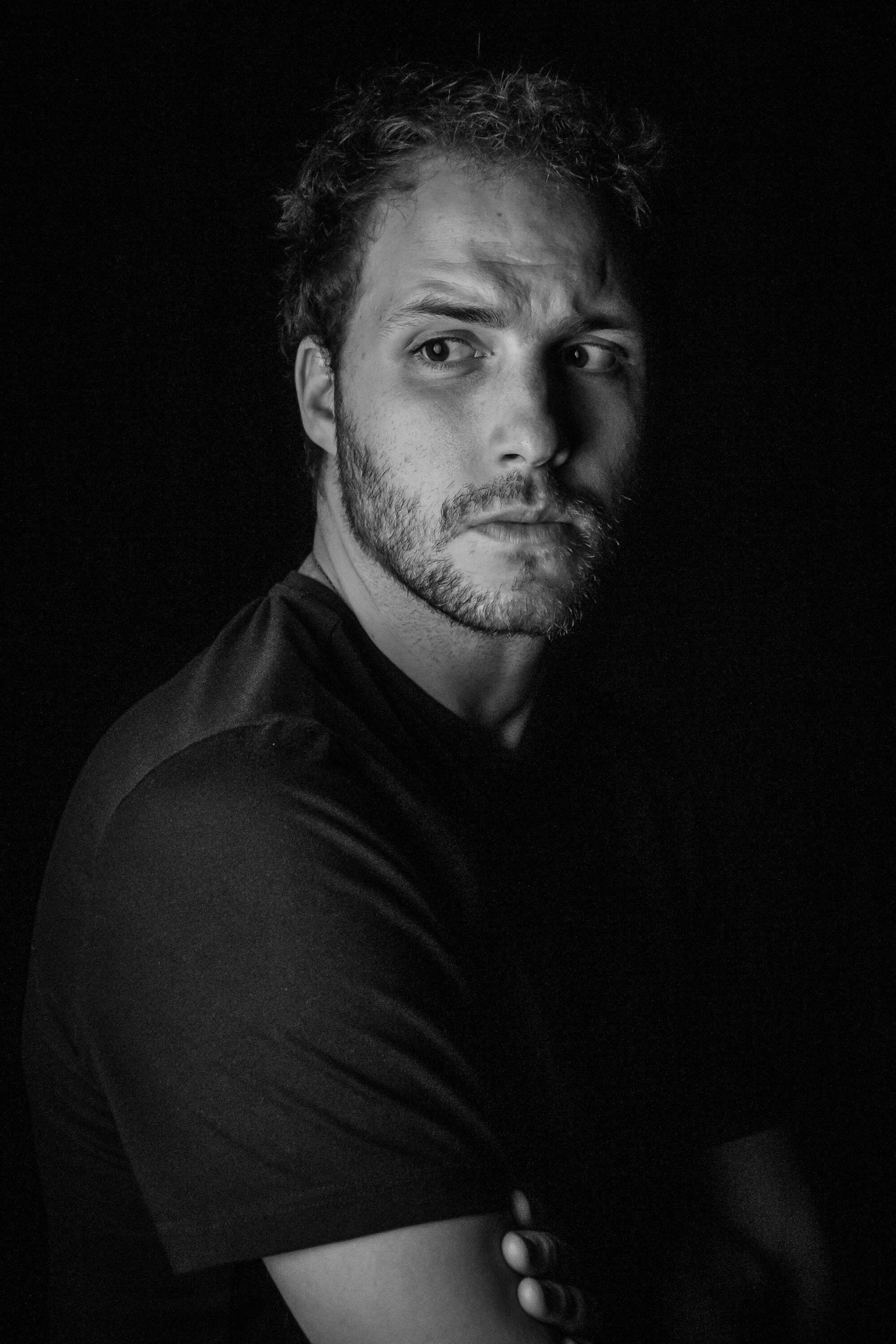 Miloš Pantić backdrop