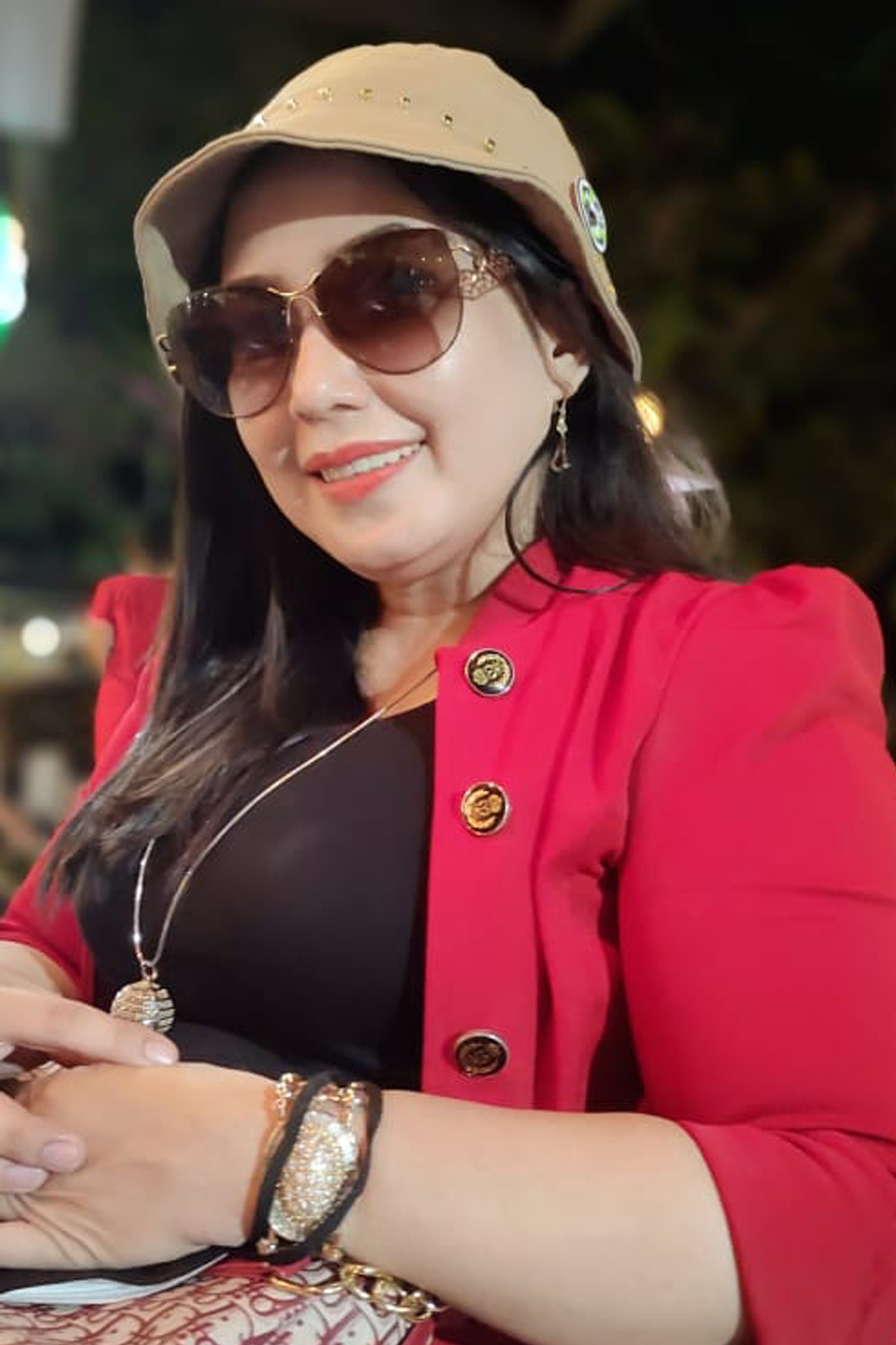 Andi Tenri Wahi backdrop