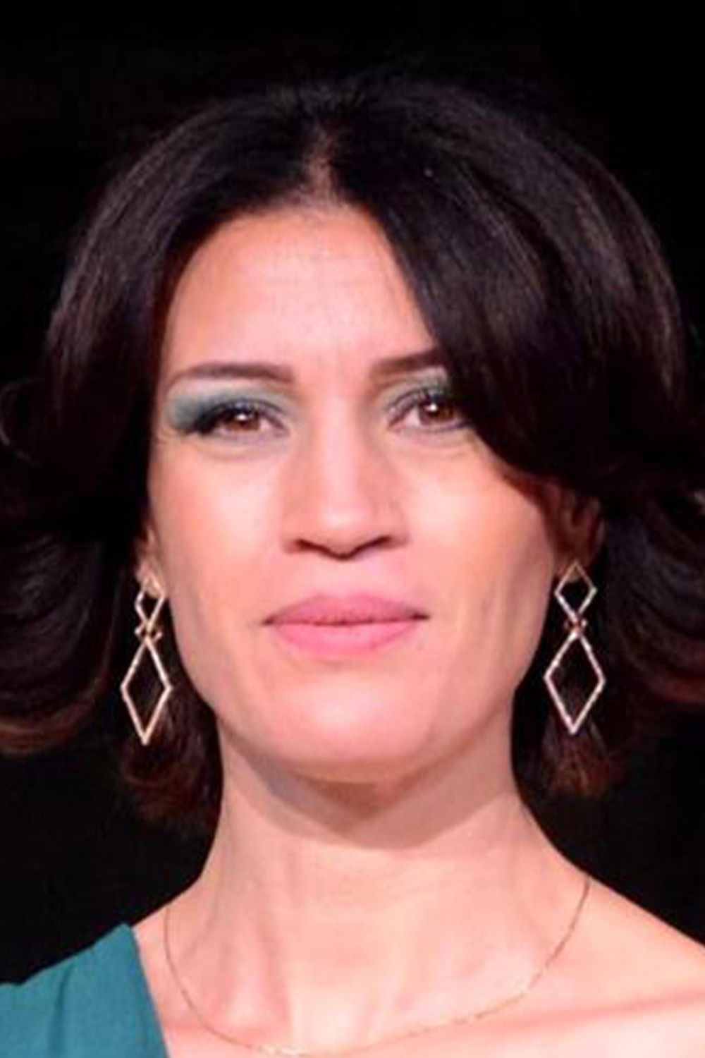 Mariem Jlassi Akkari backdrop