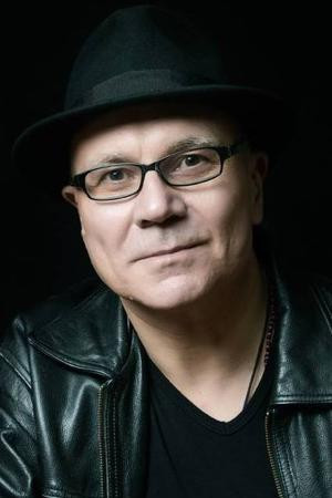 Andrew Collins backdrop