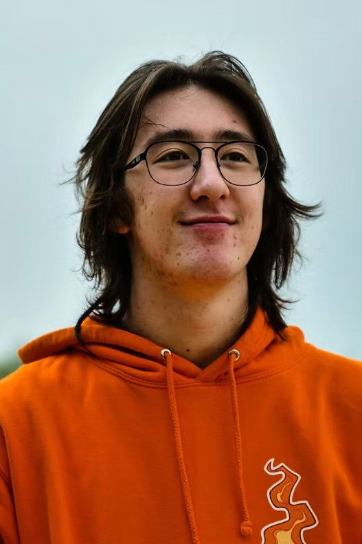 Loic Collignon backdrop