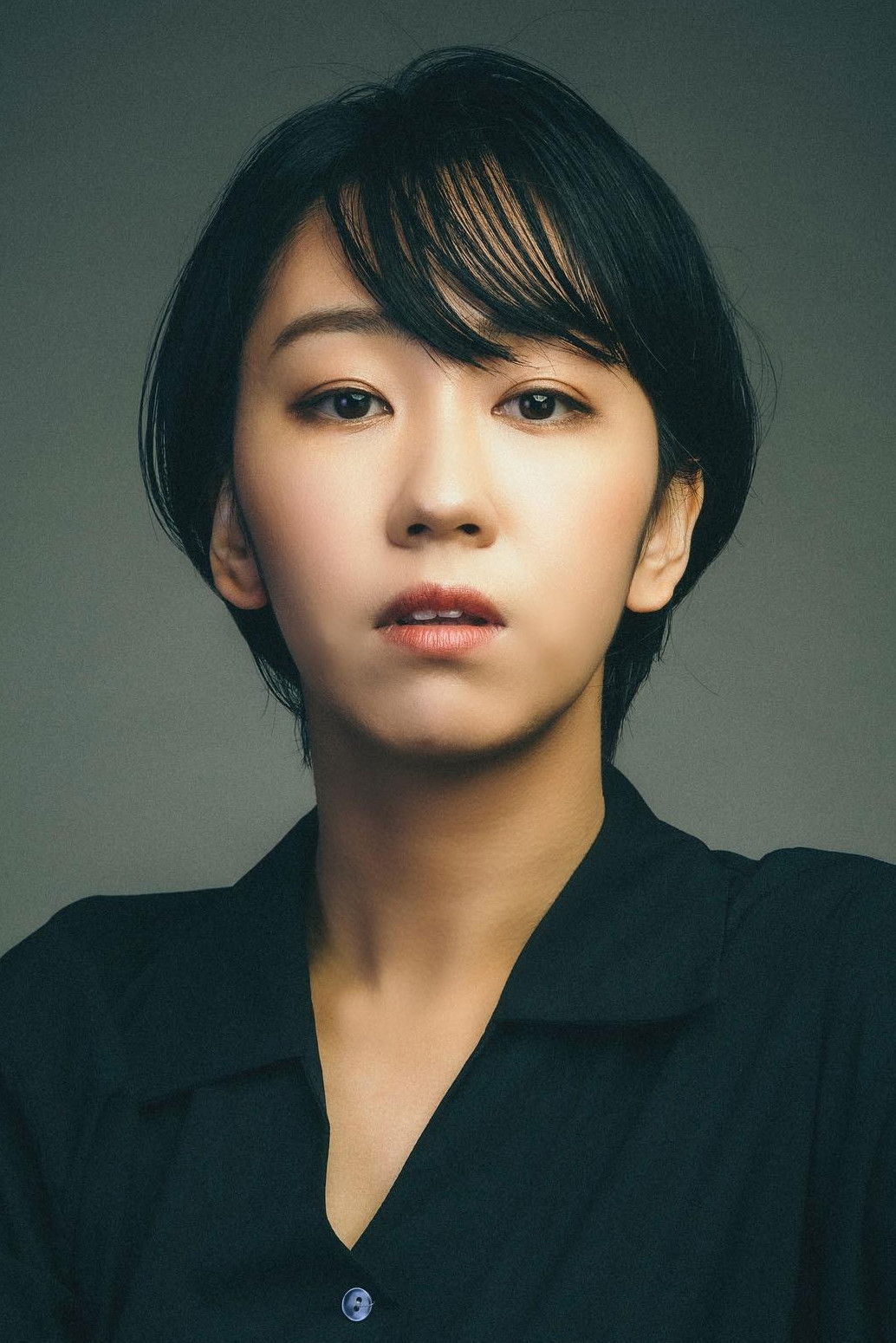 Yasuko Tsuji backdrop