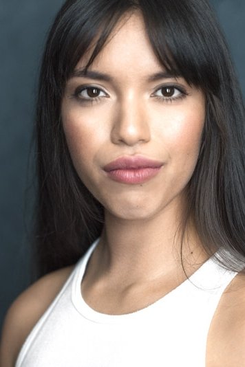 Ariana Raygoza backdrop