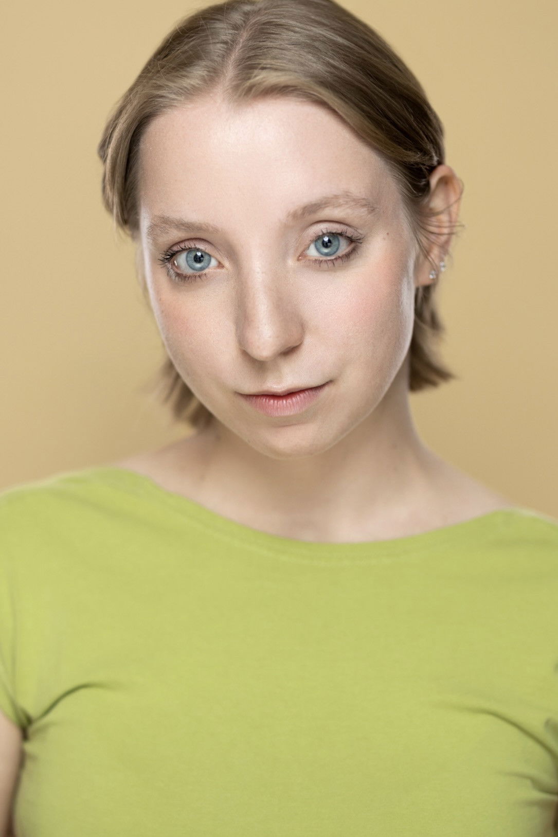 Veronica Szafoni backdrop