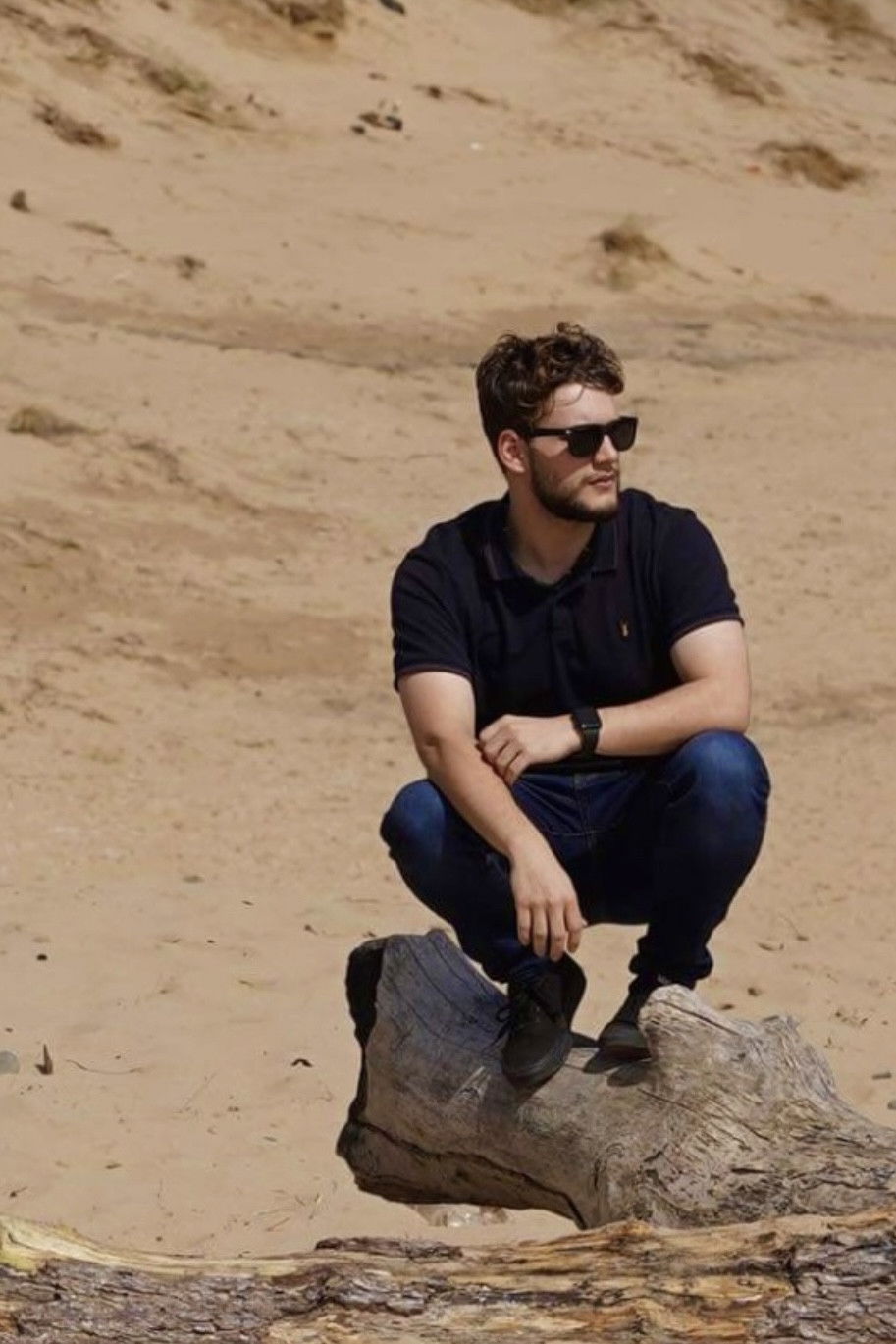 Mikey Richards backdrop