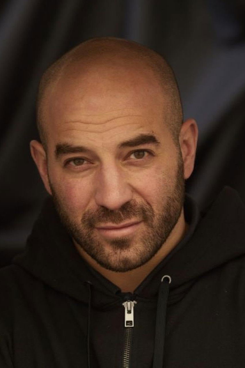 Hugo Legrand-Nathan backdrop