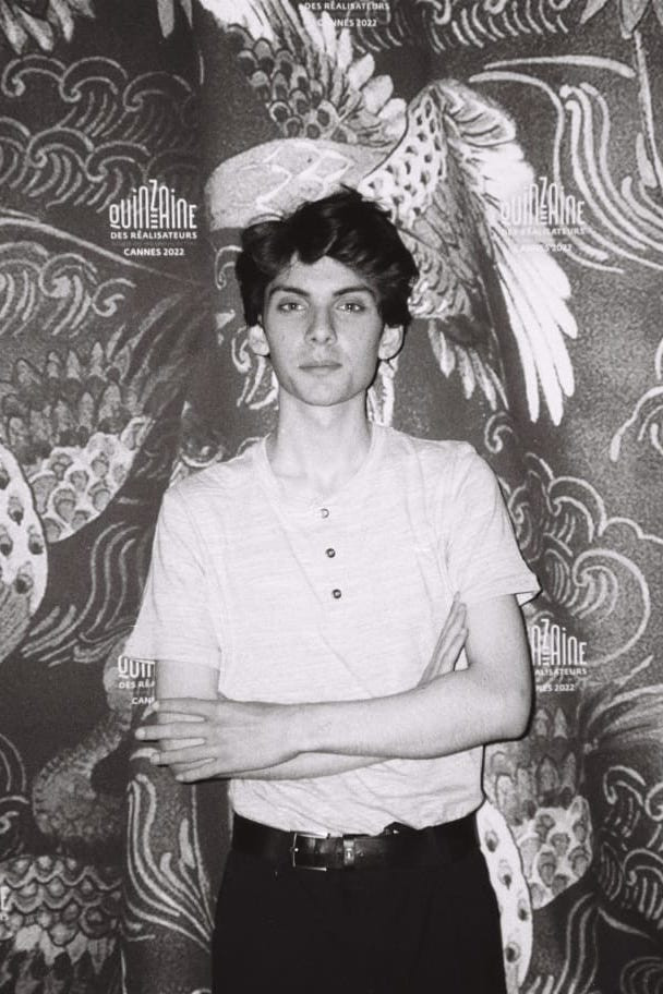 Victor Lepesant backdrop