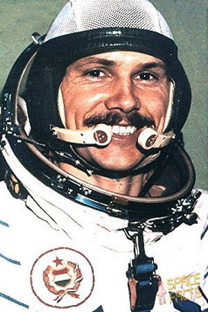 Bertalan Farkas backdrop